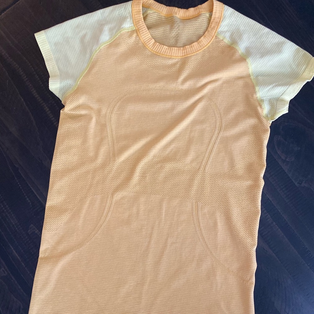 Lululemon Swiftly Tech Short Sleeve